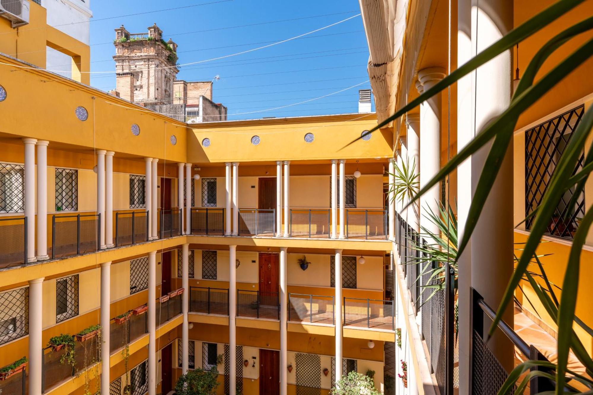 San Vicente-Museo Apartamento Sevilla Bagian luar foto